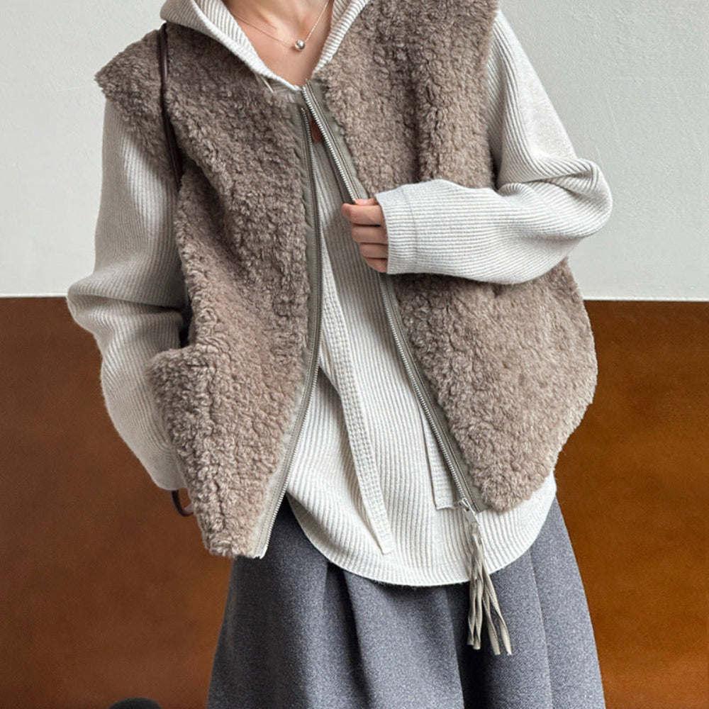 Womens Fluffy Teddy Style Faux Fur Vest