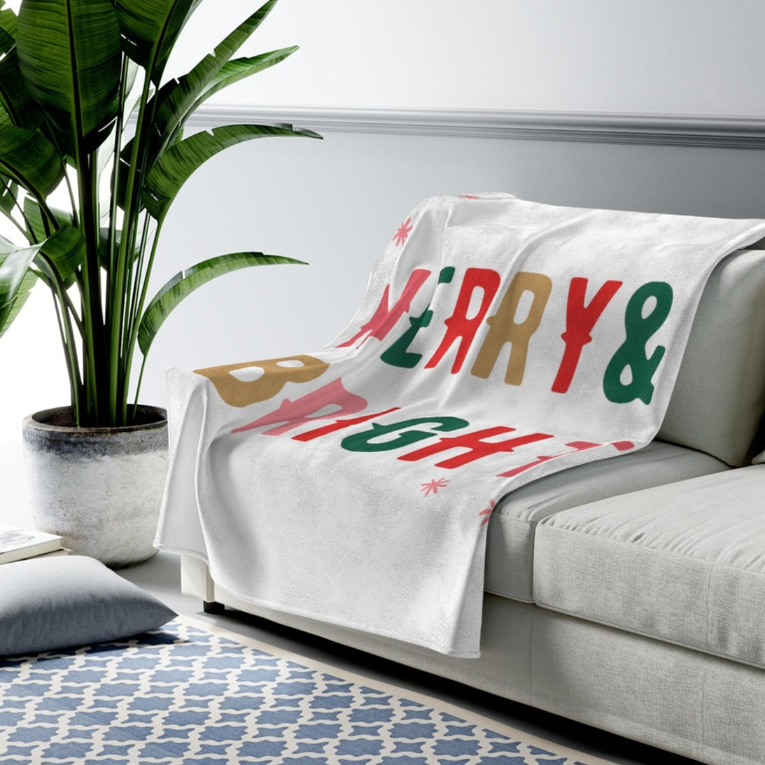 Christmas Holiday Merry & Bright Plush Blanket Throw