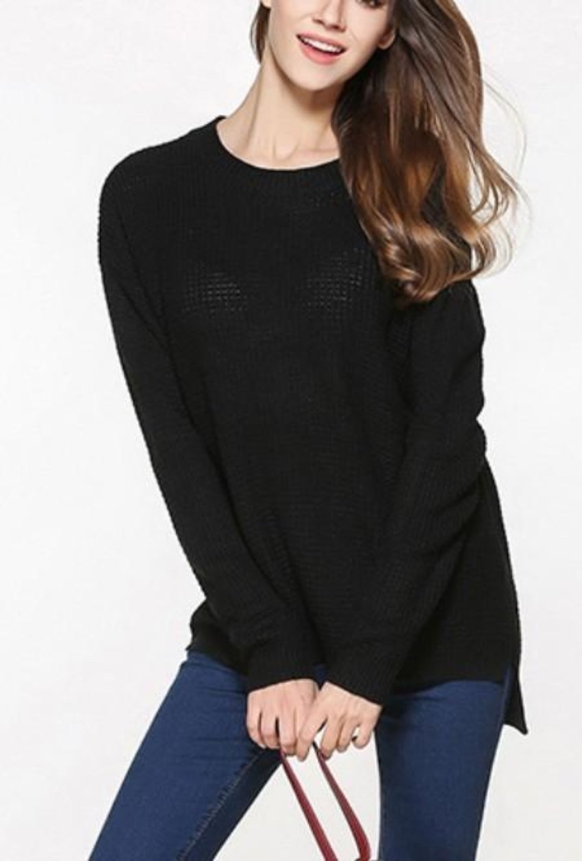 Womens Relaxed Fit Round Neck Sweater in Black