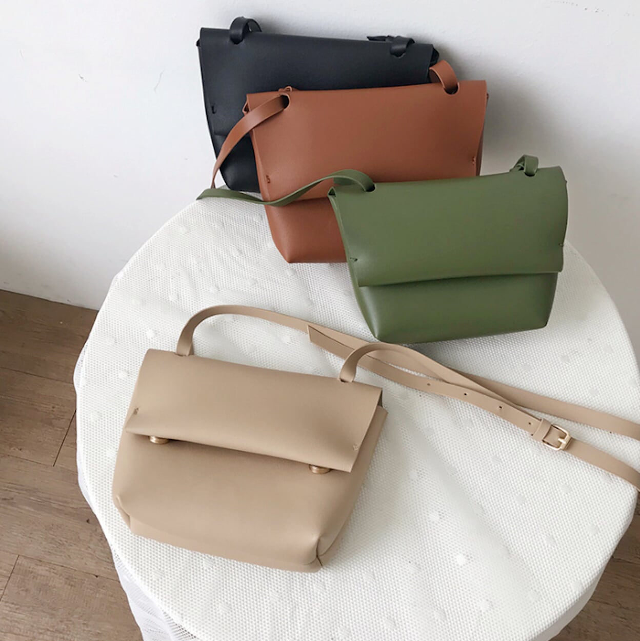 Womens Small Casual Vegan Leather Shoulder Bag