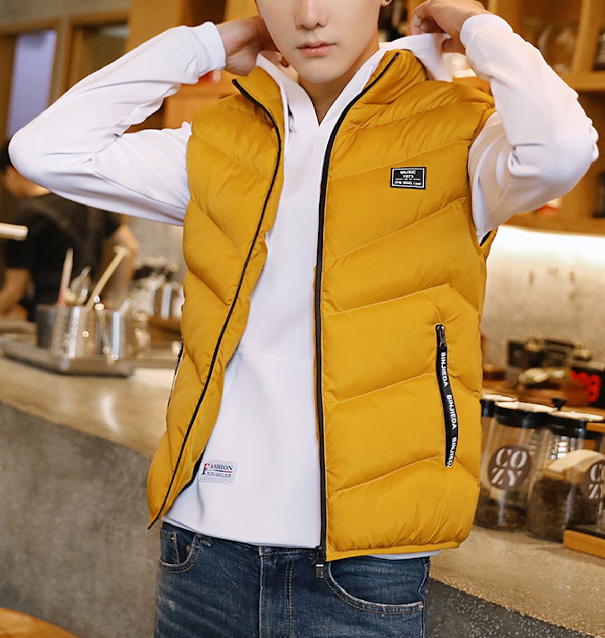 Mens High Collar Puffer Vest in Red