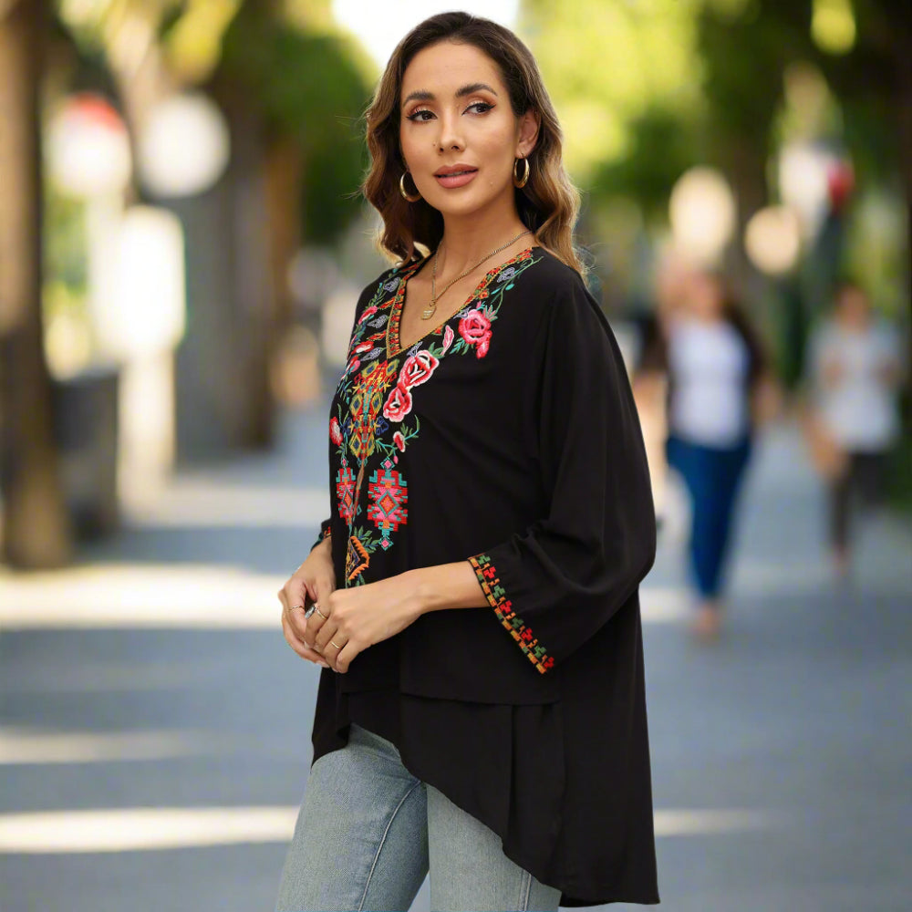 Womens Embroidered Quarter Sleeve Top