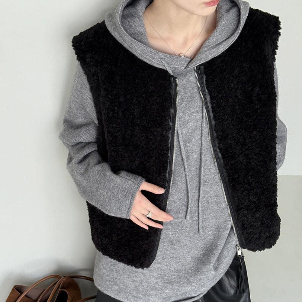Womens Fluffy Teddy Style Faux Fur Vest