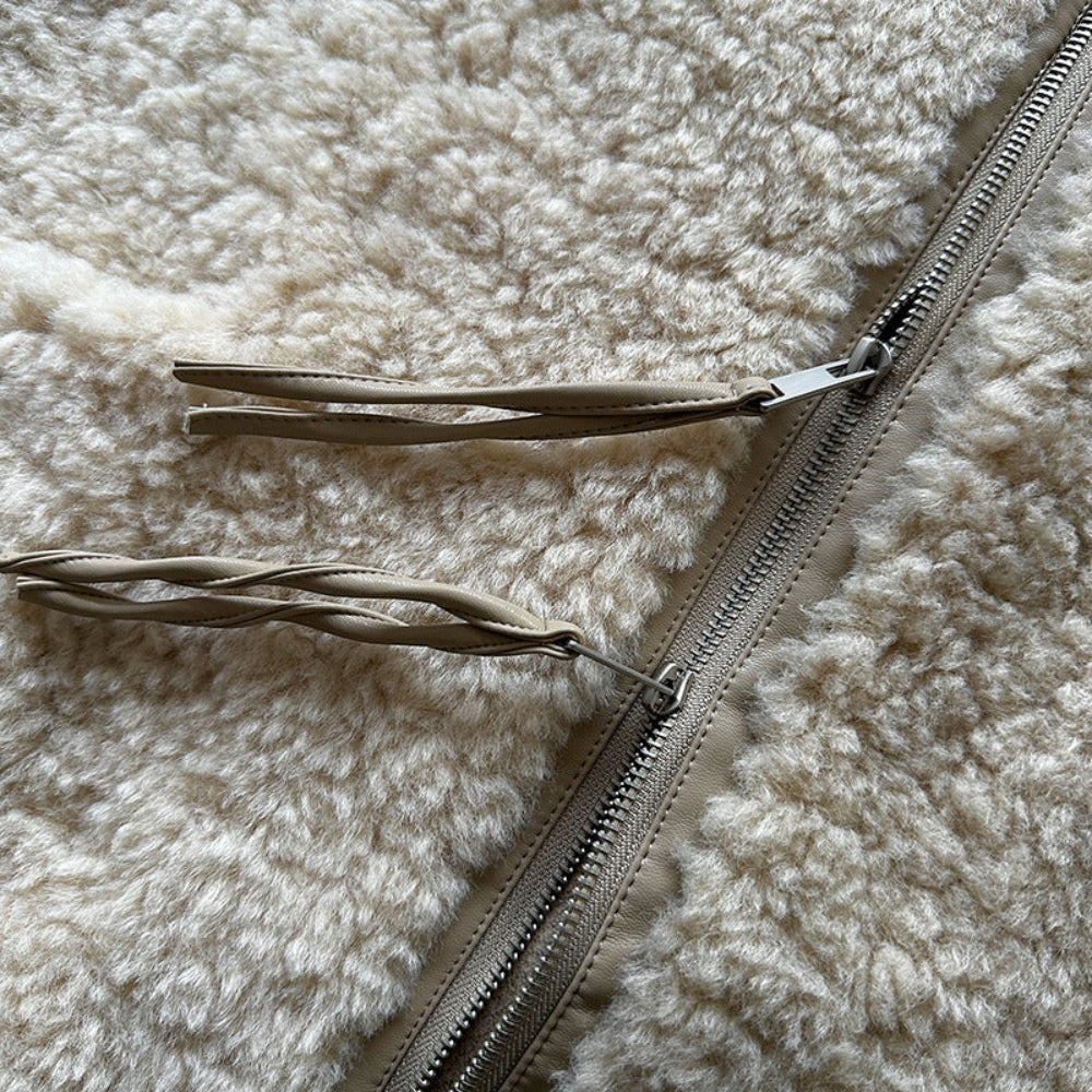 Womens Fluffy Teddy Style Faux Fur Vest