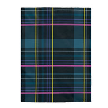 Load image into Gallery viewer, Blue Plaid Plush Throw Blanket - 3 Sizes
