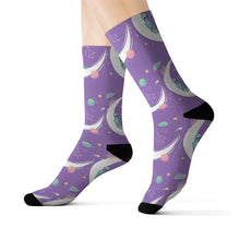 Load image into Gallery viewer, Alien Chilling Socks
