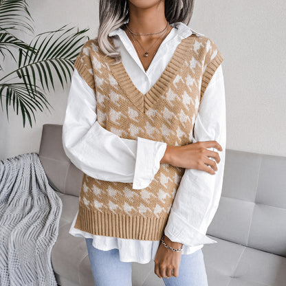 Womens Argyle Pattern V Neck Sweater Vest