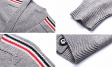 Load image into Gallery viewer, Mens Cardigan With Color Stripes
