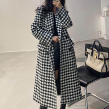 Load image into Gallery viewer, Womens Houndstooth Pattern Long Coat
