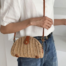 Load image into Gallery viewer, Oval Straw Crossbody Bag
