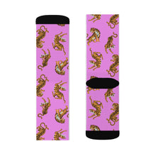 Load image into Gallery viewer, Tiger Fun Novelty Socks Pink
