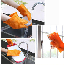 Load image into Gallery viewer, Silicone BBQ /Cooking Gloves Plus Silicone Brush Set
