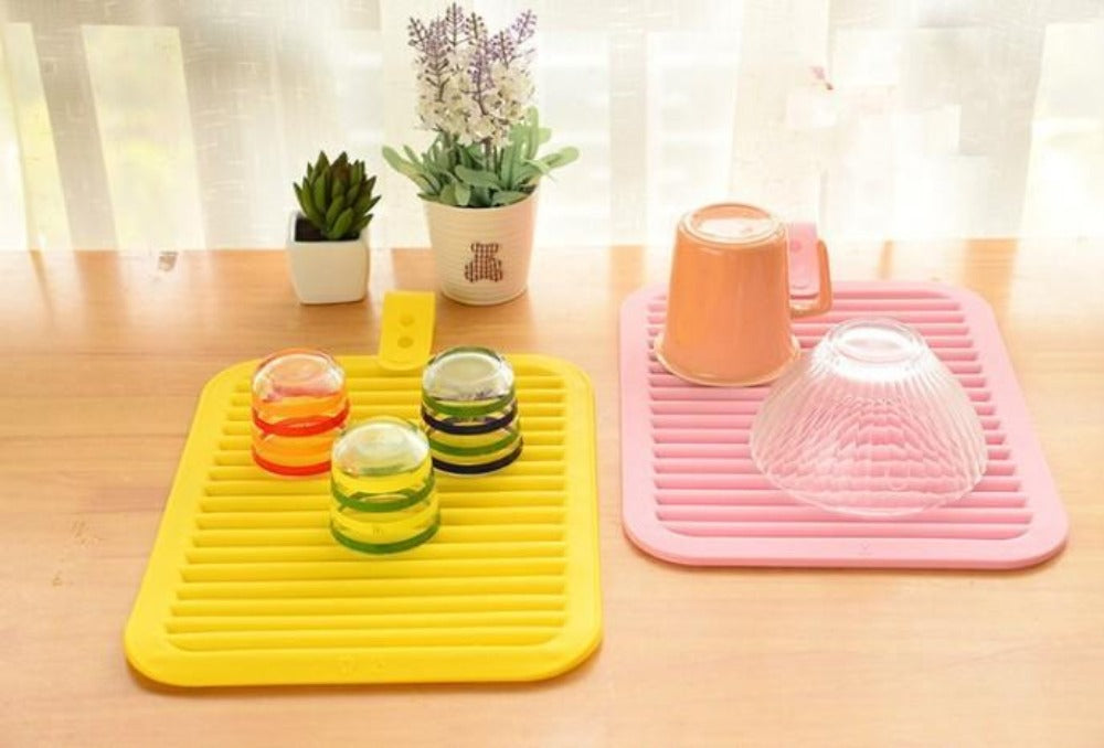 Colorful Non Slip Heat Resistant Kitchen and Table Mats 4 pcs set