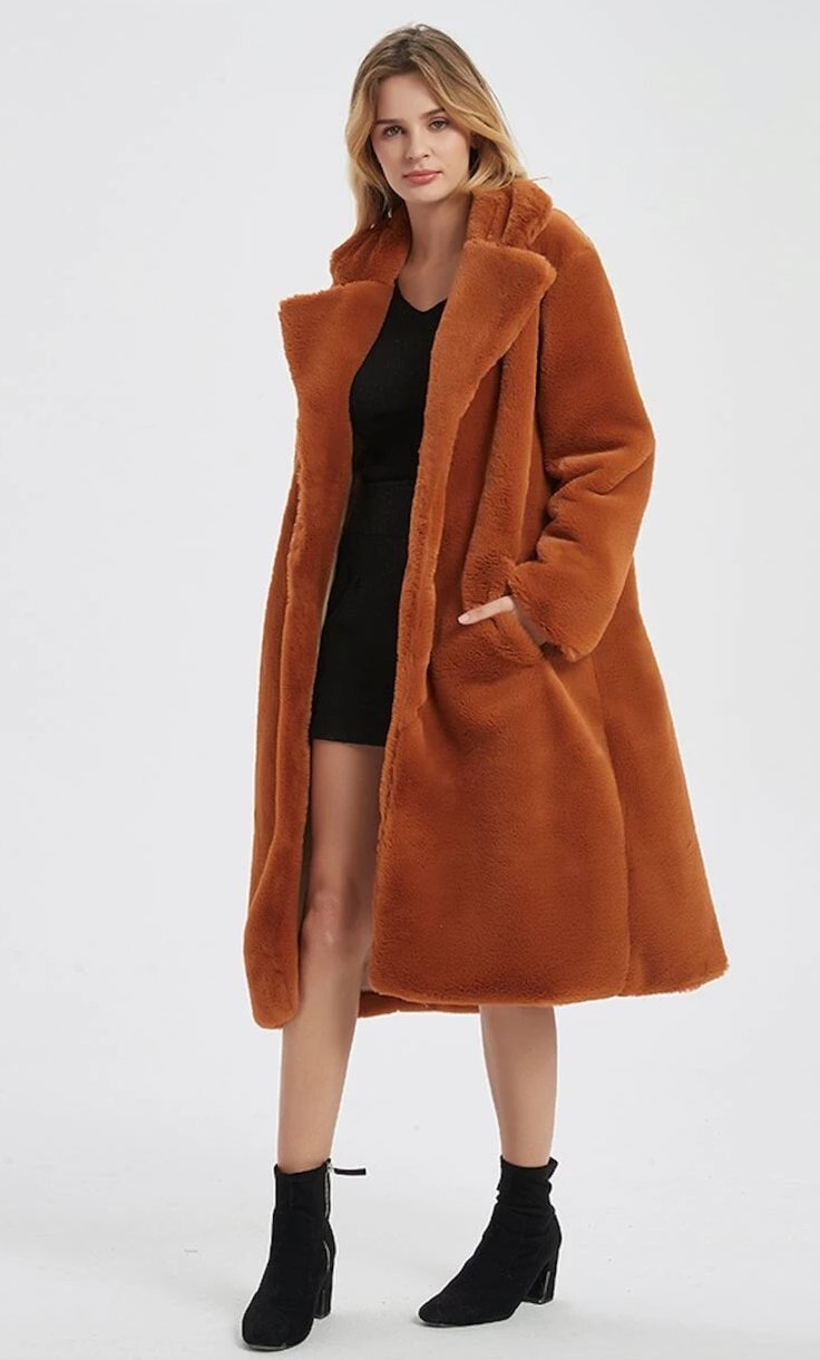Womens Faux Fur Coat with Notch Collars