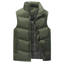 Load image into Gallery viewer, Mens Classic Black Zip Up Casual Puffer Vest
