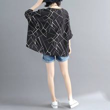 Load image into Gallery viewer, Womens Geo Print Batwing Top
